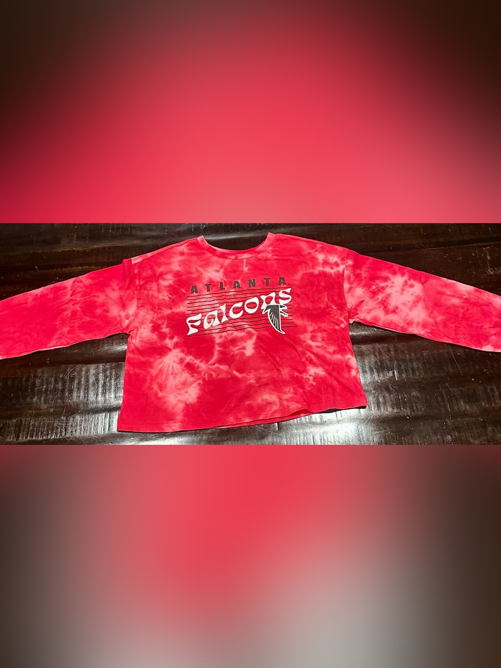 WEAR Women’s Atlanta Falcons Red Tie-Dye Lomg Sleeve Crop Top L
